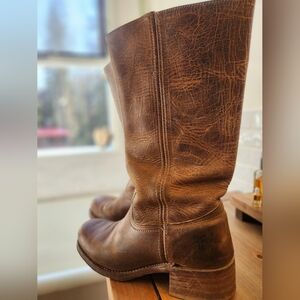 Frye Campus 14L Size 9